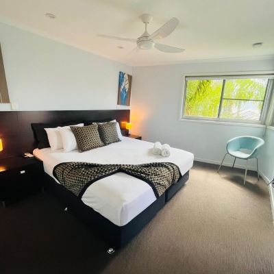 Three Bedroom Spa Apartment With Water View at Marina Shores Promo Code