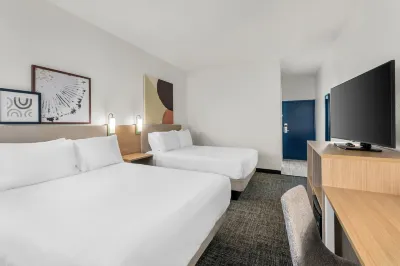 Spark by Hilton Lexington Hamburg Hotels in 