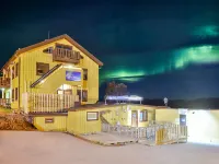 Abisko Guesthouse & Activities Hotels in 