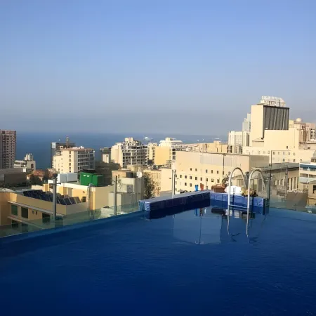 Midtown Hotel & Suites