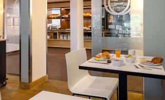 B&B HOTEL Frankfurt-Hahn Airport - Housity