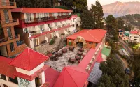 Blue Pine Resort Hotel a 