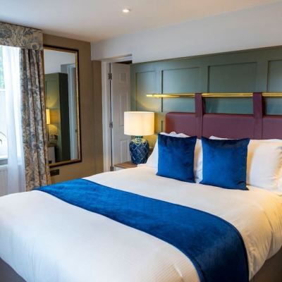 Superior Family Room The Globe Promo Code
