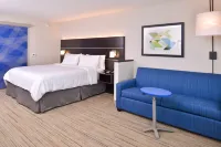 Holiday Inn Express & Suites OLATHE WEST by IHG Отели в г. 