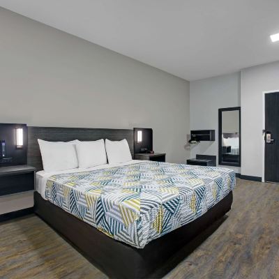 King Room with Mini Fridge-Non-Smoking Motel 6 Monahans, TX Promo Code