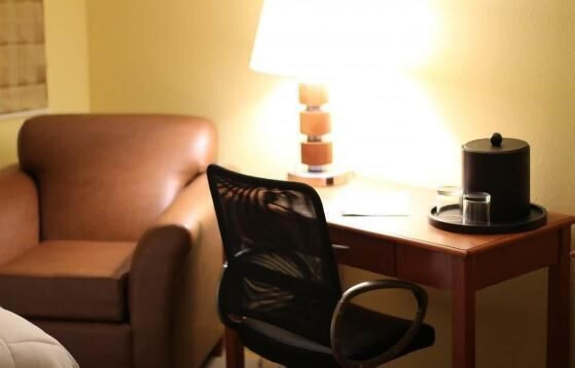 特大床一室公寓套房-禁烟