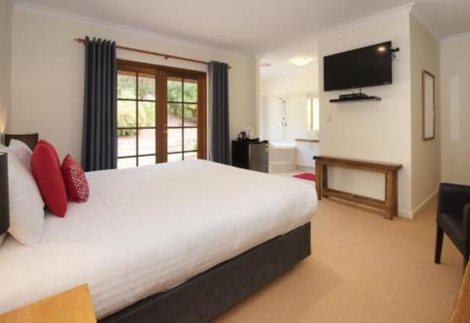 特大床间 - 带spa浴缸