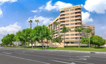 Embassy Suites by Hilton Anaheim Orange