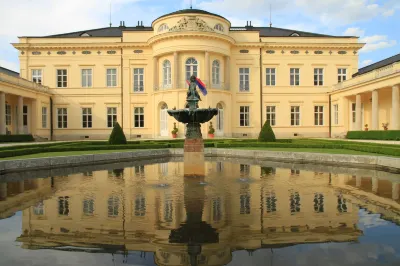 Károlyi Kastély Hotel & Restaurant Hotels in 