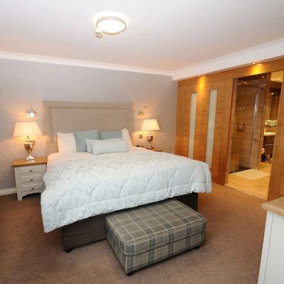 Executive Suite Flannery's Hotel Promo Code