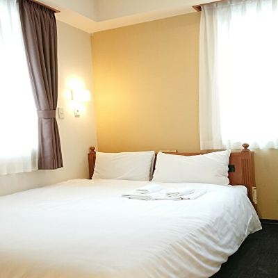 ダブルルーム(喫煙) スマイルホテル神戸元町 クーポン