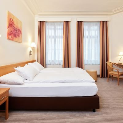 Grandlit Double Room Hotel Rochat Promo Code