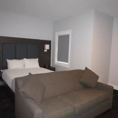 標準大床房 - 禁煙，帶梳化床 奧索尤斯速8酒店優惠