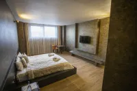 Monogramlux Hotels in 