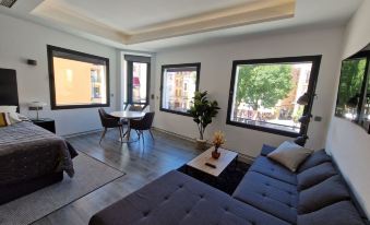 Plasencia Plaza Mayor Luxury - Housity