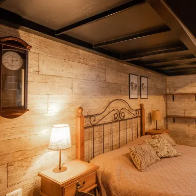 Che Juan Hostel BA Hotels near Edificio Kavanagh
