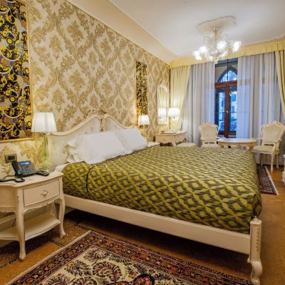 Junior Suite with Canal View Egò Boutique Hotel The Silk Road Promo Code