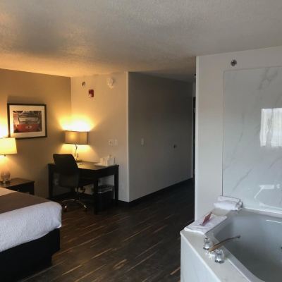 Ada Suite Ten Pin Inn & Suites Promo Code