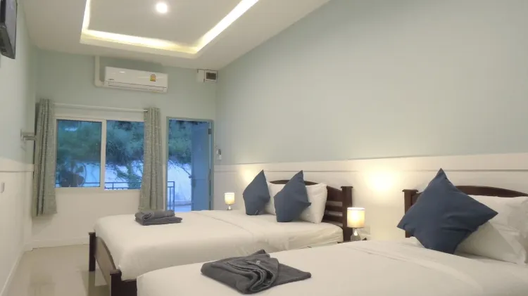ห้องพักสำหรับสามท่านพร้อมลานระเบียง