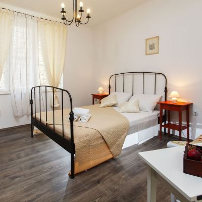 Classic Double Room Prior Suites Split Promo Code