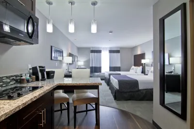 Home Inn & Suites Regina Airport Hotels in 