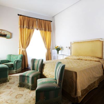 Deluxe Room Griffin's Resort Promo Code