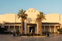 Four Seasons Hotel Tunis Отели в г. 