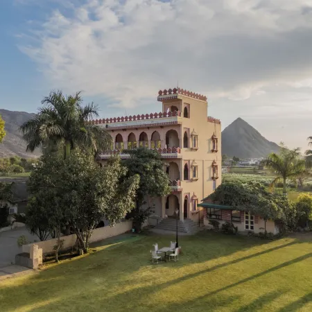 The Country Side Resort