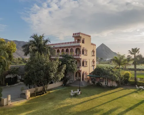 The Country Side Resort Hotels in Pushkar