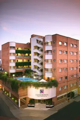 Hotel Ciudad Bonita Отели в г. 