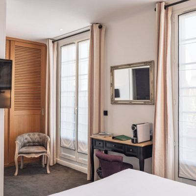 Premium Double Room, 1 King Bed Hôtel Txoko Promo Code