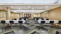 Holiday Inn Express & Suites LANGLEY by IHG