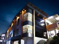 โรงแรมอาโชกา (ทะเลสาบนัคกี - 450 เมตร) โรงแรมในเมาท์ อาบู