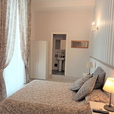 Superior Room, 1 Double Bed, Ensuite, City View