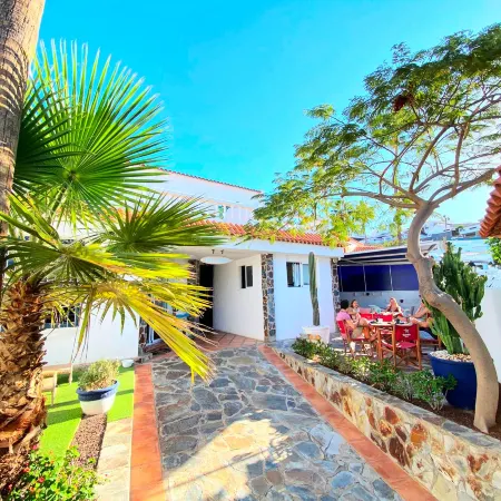 Endless Summer Hostel