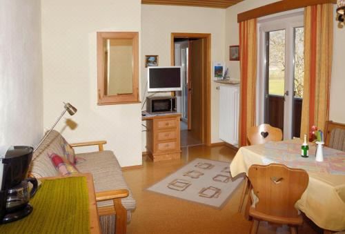 一卧室公寓（带阳台）