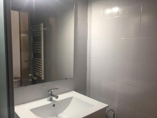 一室房（带沙发）