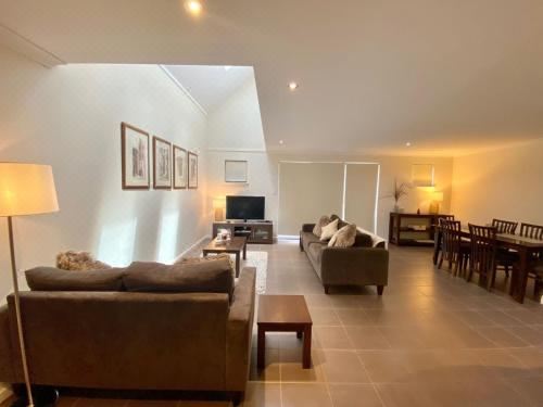 三卧室联排别墅