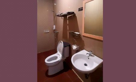 Hotel Cartenz Timika - Housity