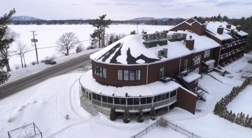 Hotel Lac Brome - Housity