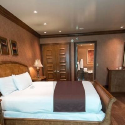 Specialty One Bedroom Suite Non smoking South Point Hotel Casino-Spa Promo Code