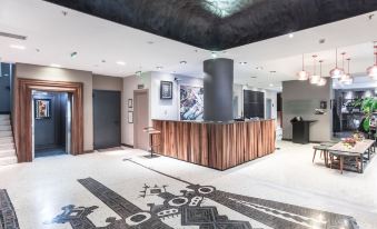 Solun's Riverside Rooms - Housity