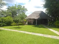 Lynns Guest House Hotels in 
