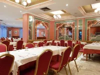 Hotel Orient Palace