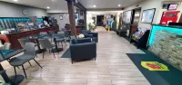 Super 8 by Wyndham Sterling Heights/Detroit Area