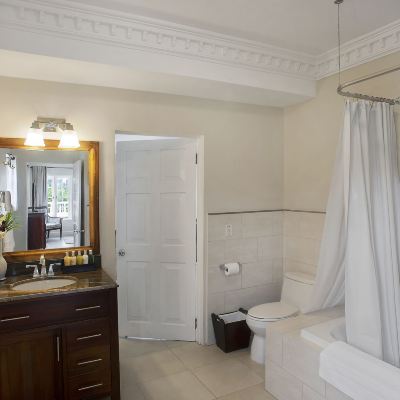 Five-Bedroom Villa with Ocean View Half Moon Promo Code
