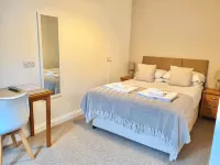 Mendip Spring Golf and Country Club Hotels in 