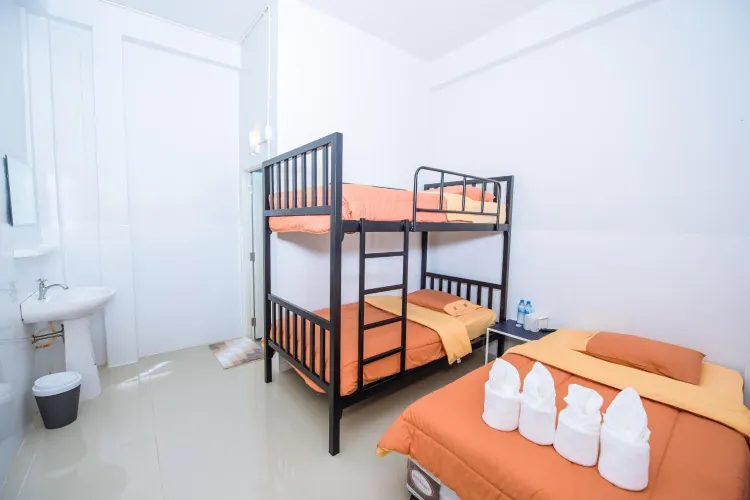 ห้องอีโคโนมี สำหรับสามท่าน