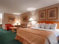 Magnuson Grand Pioneer Inn and Suites Hotels in Escanaba