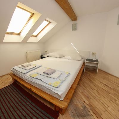 Economy Double Room Hotel Hayat Promo Code